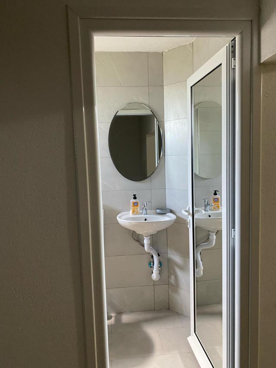 Draga'S Rooms Virpazar Chambre photo